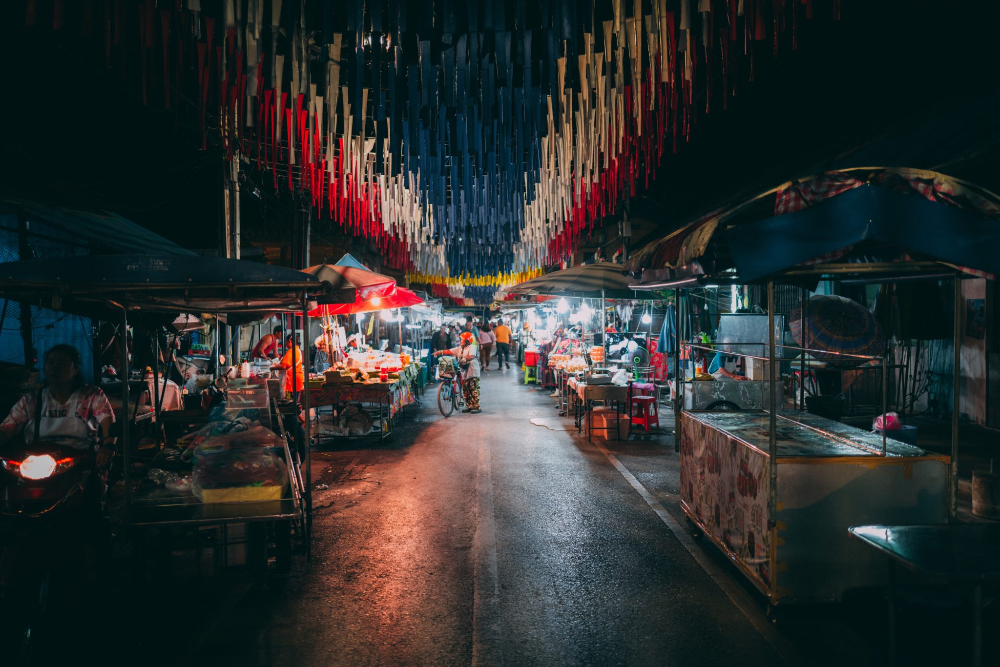 Tajlandia jedzenie uliczne street food nocny market