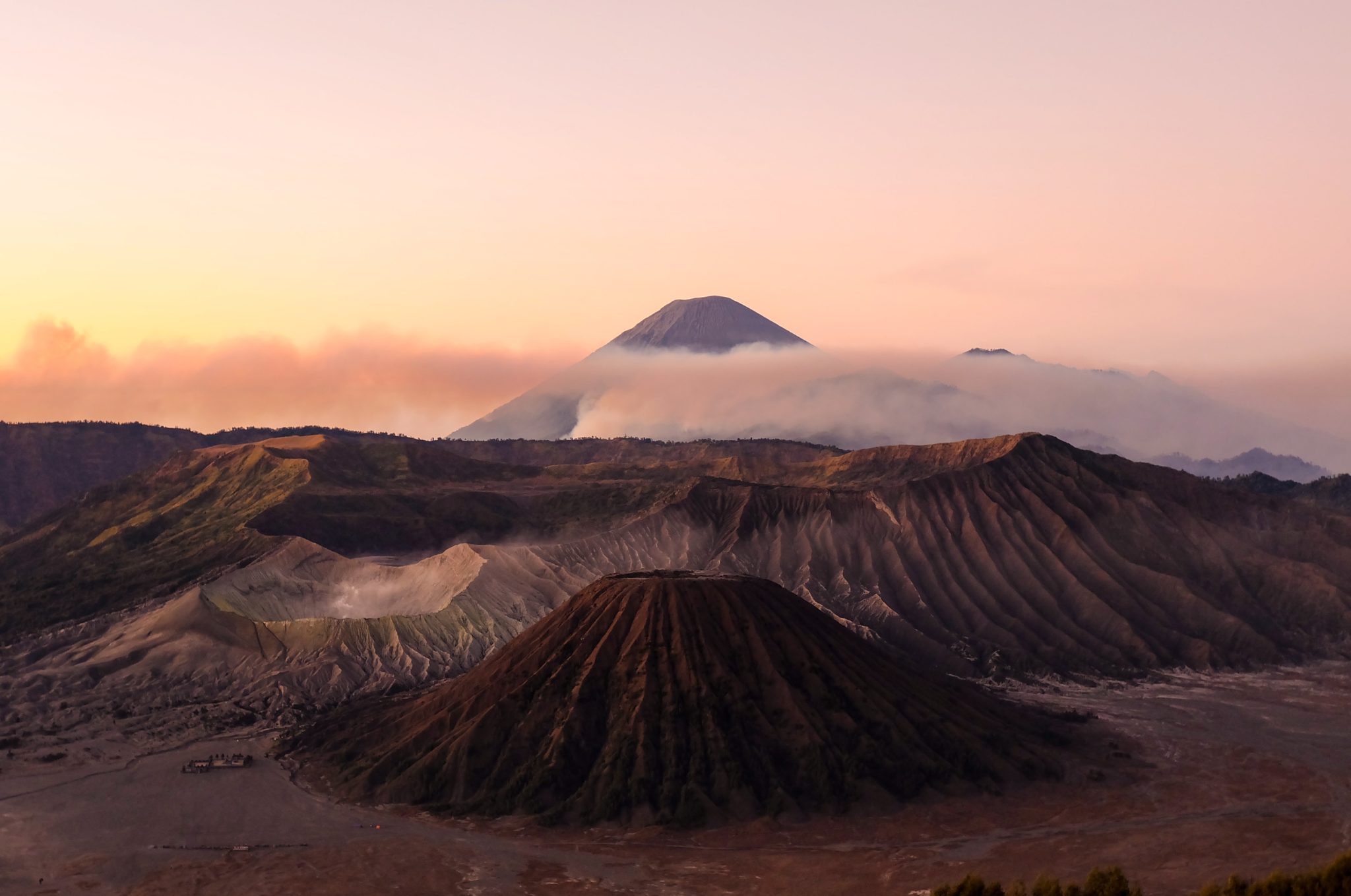 Indonezja, wulkan Bromo, Bromo, wulkan, wschód słońca, chmury, panorama