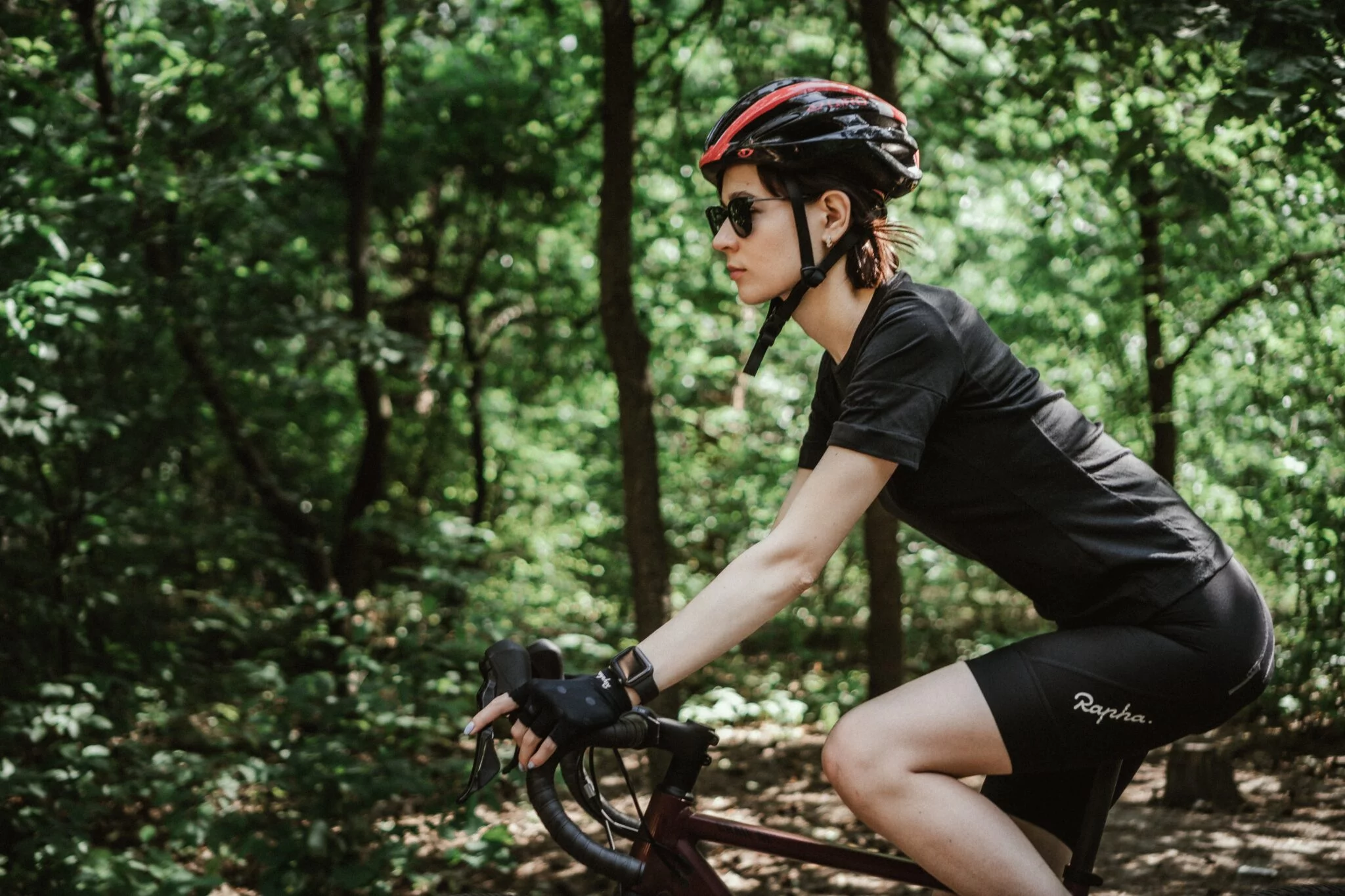 Dlaczego zorganizowana wyprawa rowerowa na Bornholm może być tańsza niż zwiedzanie solo?