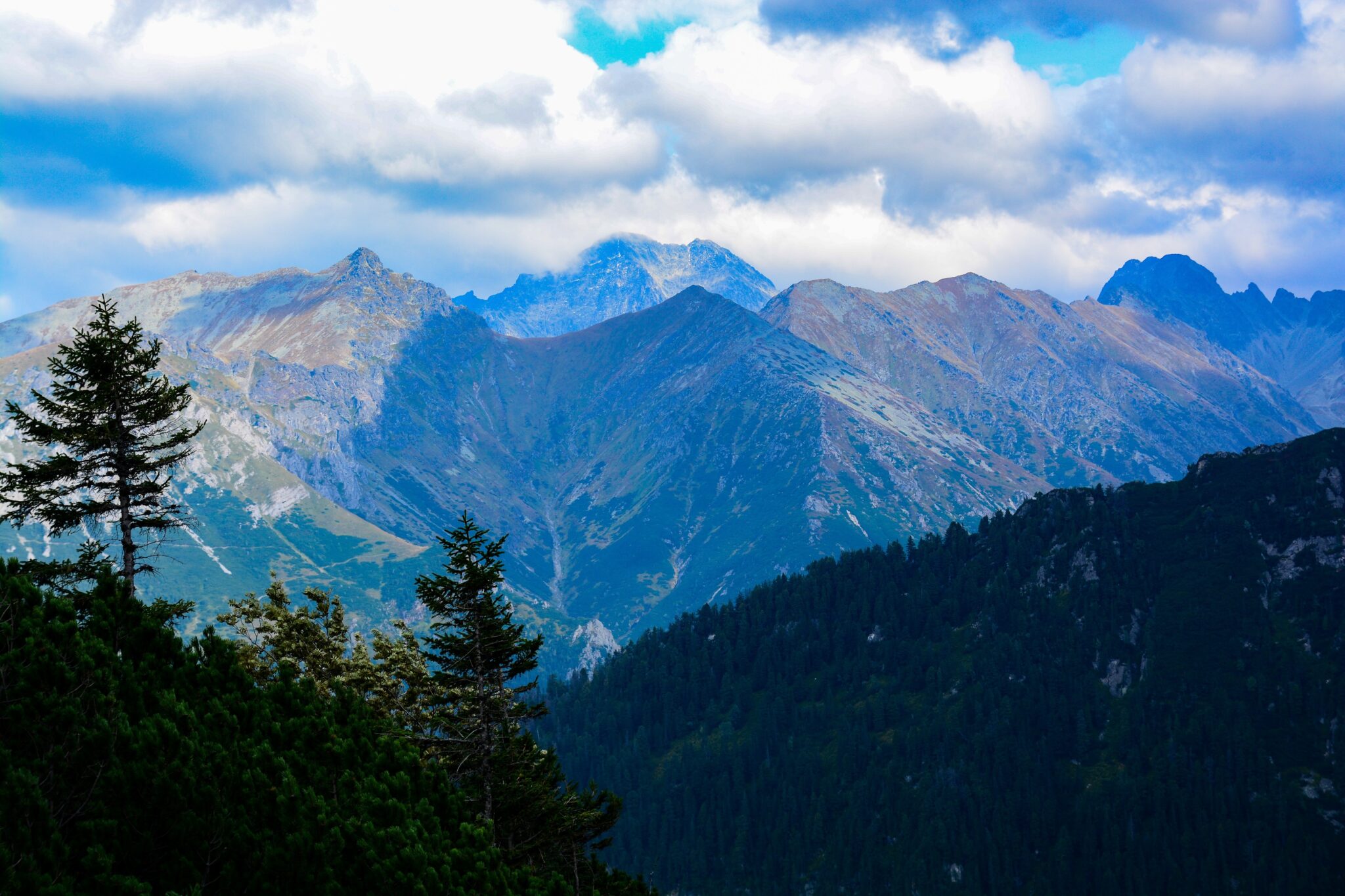 Mało uczęszczane szlaki w Tatrach - niezatłoczone szlaki górskie w Polsce